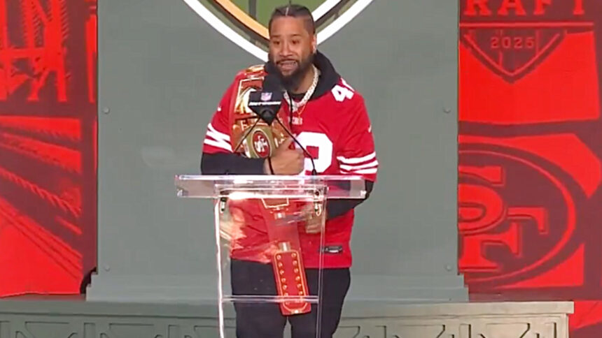 Jimmy Uso announced the 49ers pick in the 2025 NFL Draft