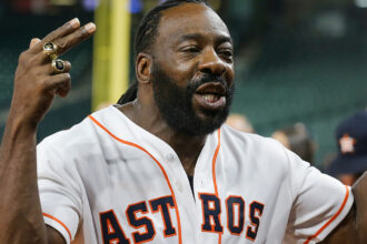 Booker T believes these two top WWE vets will be a "money match"
