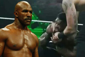 Evander Holyfield's son bites ears during WWE LFG