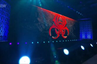 Mystery Spider Graphic Debuts on Dynamite Stars Behind