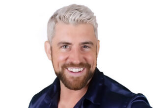Joe Hendry's theme song makes history on iTunes charts