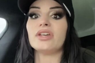 Saraya changes fan interaction policy after unwanted kiss attempts