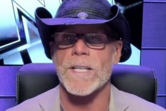 Shawn Michaels claims that modern WWE tag teams won't hit the way they used to