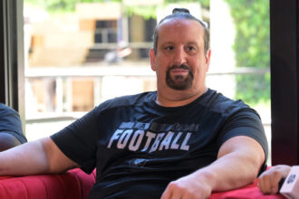 Tommy Dreamer points out the "strange conflict" of WWE Raw