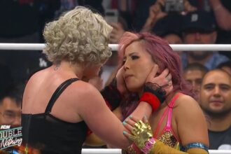 Toni Storm shares a kiss with Minasila Kawa after Double O Nothing 2025 Title Match