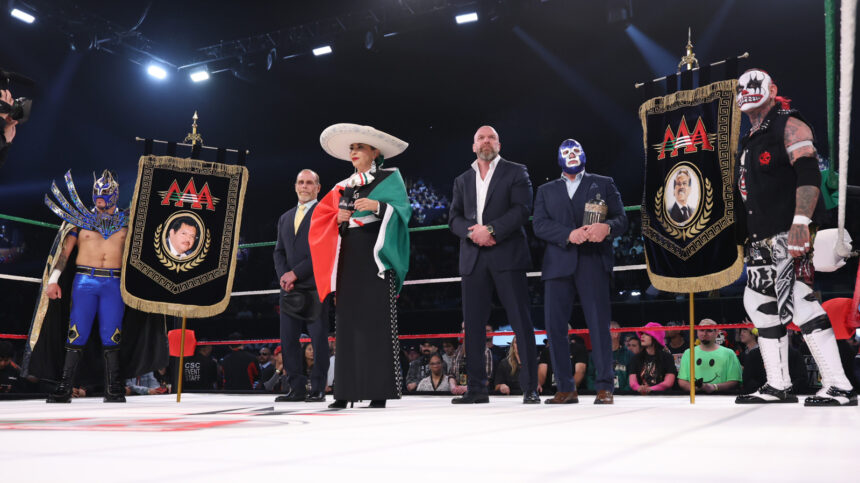 Former WWE Champion & Hall of Famers Behind the scenes, with more notes from Worlds Collide