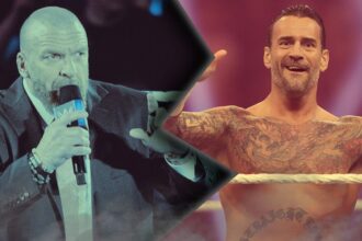 Four WWE wrestlers criticising fans