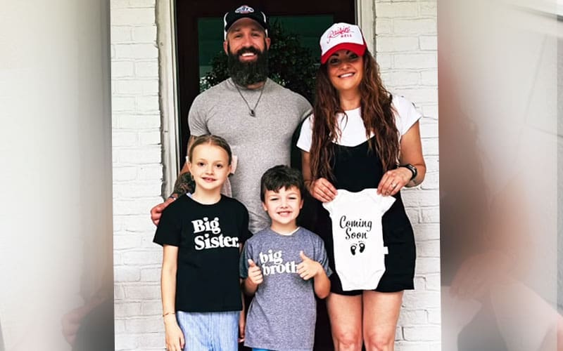 Maria Canelis announced she is expecting a third child along with Mike Bennett.