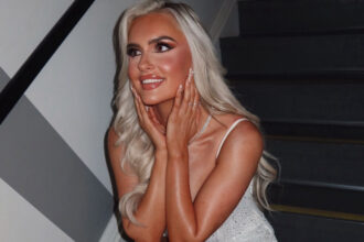 Mariah signs with the talent of the paradigm after WWE's debut