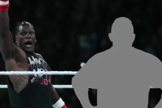 "I'll be more than honor," R-Truth already knows who he wants to seduce him in the WWE Hall of Fame.