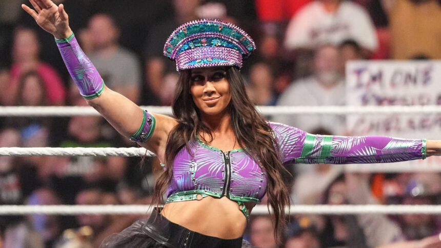 Booker T tackles WWE Star Chelsea Green on social media