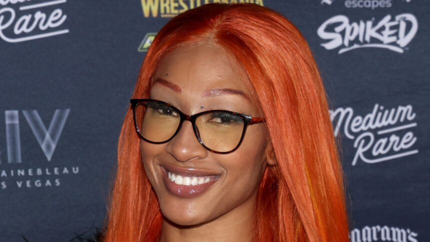 Former WWE NXT star Jakara Jackson returns to TNA and officially signs under his new name