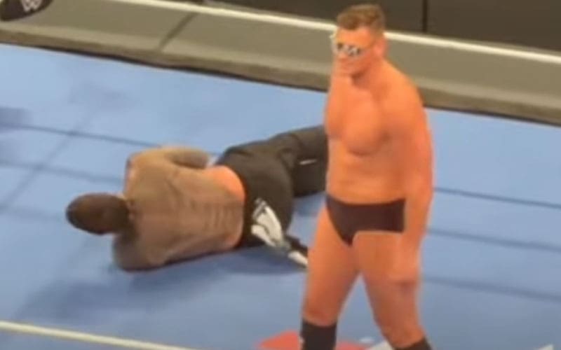 Gunther destroys Jey Uso after WWE Smackdown before passing through the table