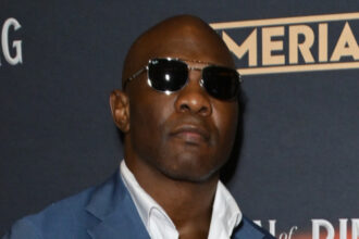 Jim Ross of Aee is working on what previously kept Shelton Benjamin down
