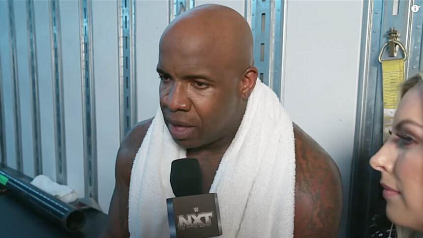 Moose was injured early in the TNA Slami Barry title match