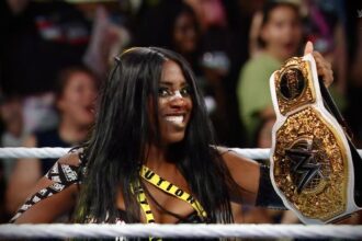 Naomi Cashes at MITB to win the Women's World Championships in Evolution