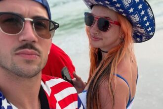 Priscilla Kelly and Zachary Wentz get a cheeky humpy in the beach pics of July 4th