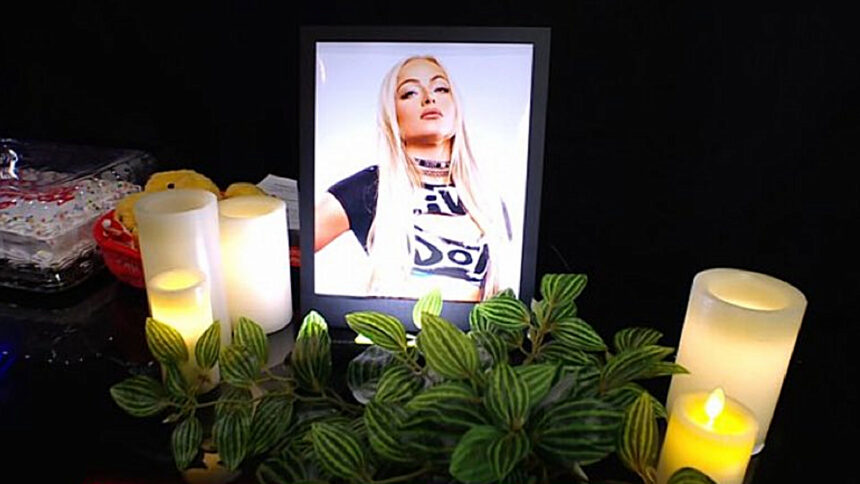 Roxanne Perez creates a memorial for injured Liv Morgan lol