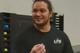 Shilo Hill loses teeth eating pizza at WWE LFG, and Undertaker can't believe it