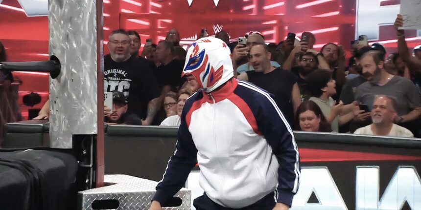 The third El Grande Americano shocks the WWE Universe again with a surprising raw look