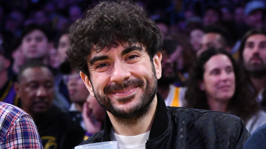 Tony Kahn praises AEW Star for Spanish promotion