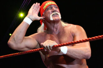 Tony Schiavone praises Hulk Hogan on behalf of AEW during live collision broadcasts
