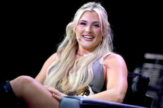 WWE Smackdown Results 7/4 - Tiffany Stratton reveals that her evolutionary challenger, Cody Rhodes & Jade Cargill, will appear