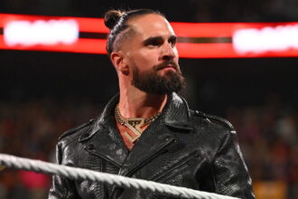WWE’s Seth Rollins Suffers Legitimate Injury Mid-Match, Finish Changed