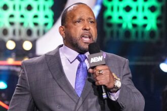 Aew Star MVP says the retired wrestler first helped him see life outside of WWE