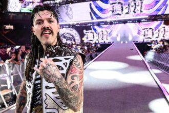 Dominik Mysterio details crazy fan encounters with newlywed couples