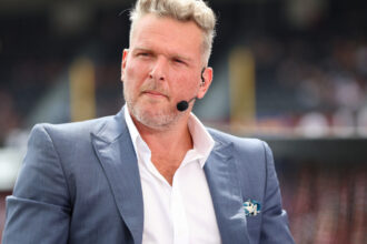 Behind the scenes report on internal reactions to Corey Graves, replacing WWE Raw's Pat McAfee