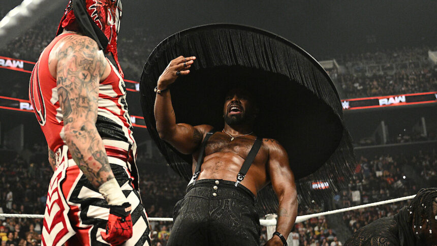 Xavier Woods seeks the help of TNA Icon ahead of Penta's match