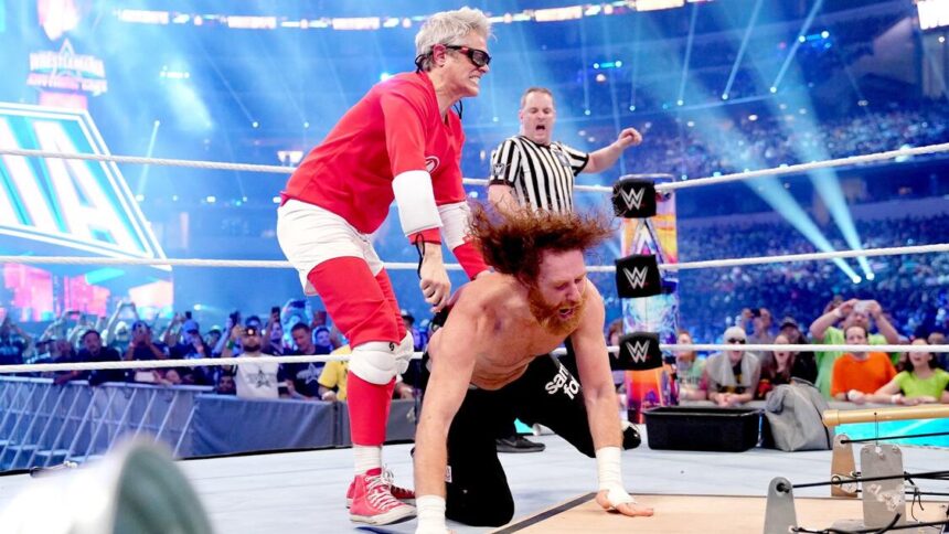 Sami Zayn, Johnny Knoxville