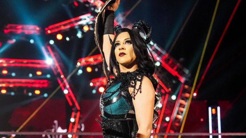 Stefanie Vaquel defeats Nikki Bella to defend Women's World Title at WWE Survivor Series