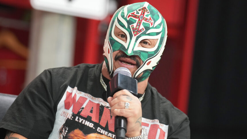 WWE Raw Results 12/29 - Austin Theory collides with Rey Mysterio with two championships on the line