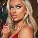 Blake Monroe gets into the holiday spirit with red lingerie photo drop