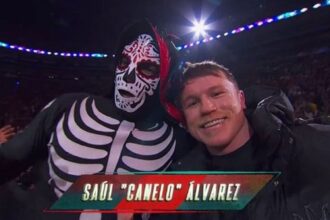 Canelo Alvarez spotted at ringside at AAA Guerra de Titanes
