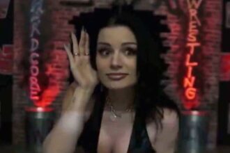 Former AEW star Saraya returns to the ring at IWR and drops a low blow, clinching the match on the spot.