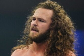 Jack Perry suffers injury scare in AEW Continental Classic match