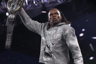 Jevon Evans suffers shoulder injury due to WWE success