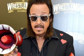 Jimmy Hart's megaphone stolen at fan convention - police begin investigation