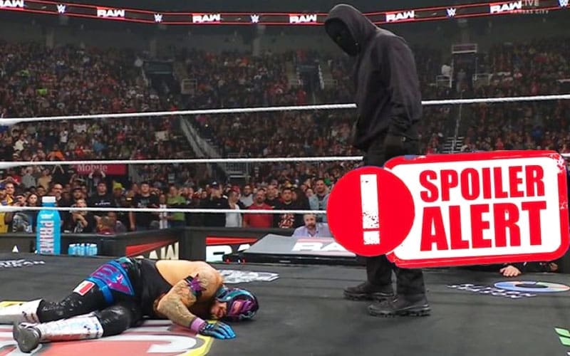 Possible spoiler regarding the identity of WWE RAW's masked attacker