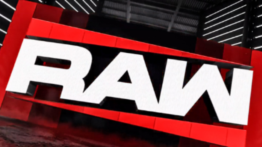 Fans think babyface teased by WWE star is on RAW