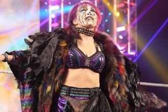 WWE star Asuka reacts to Shayna Baszler sharing story of broken tooth