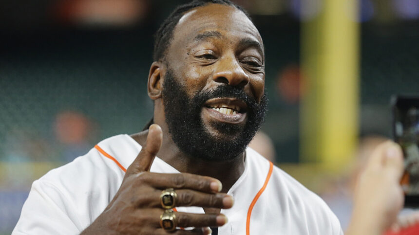 Booker T talks about his relationship with powerhouse Hobbs, who recently joined WWE.