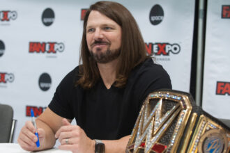 What would have happened if AJ Styles hadn't signed with WWE in 2016?
