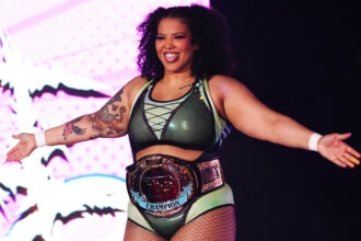 Willow Nightingale defeats Julia Hart to retain AEW TBS Championship in a clash