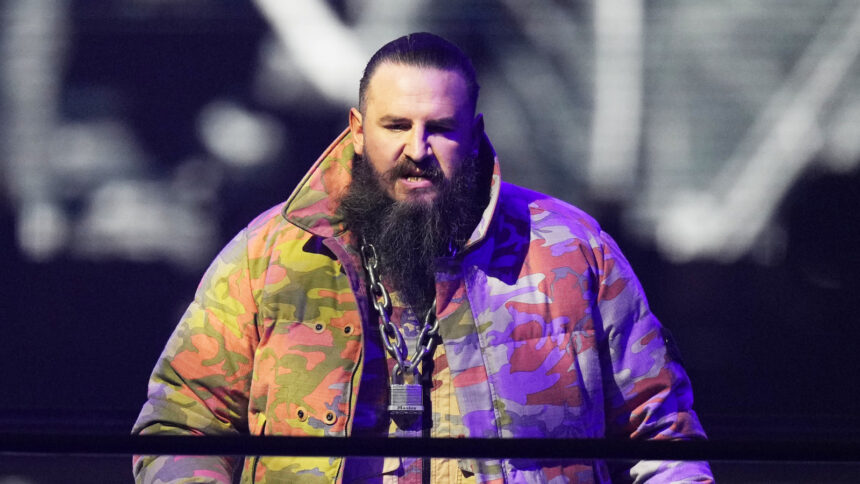 AEW Dynamite referee suggests he was waiting to ring the bell because 'F*** ICE' chants 'could resonate'