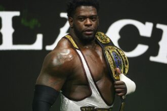 Former AEW star Hobbs makes his debut as Royce Keys at WWE Royal Rumble