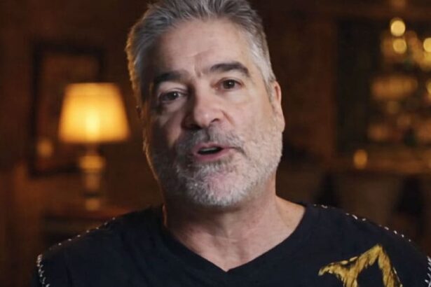 Vince Russo reveals the terrifying night his 95-year-old father survived heart attack and flu complications
